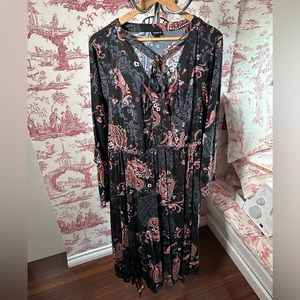 Plus size Paisley print midi/maxi length dress